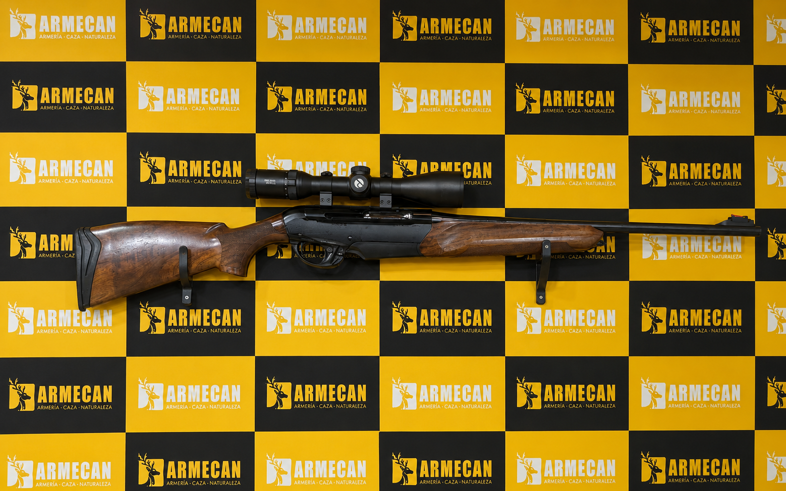 Rifle semiautomático Benelli Argo C/ .300 Win. Mag. de ocasión con visor Premier Optics