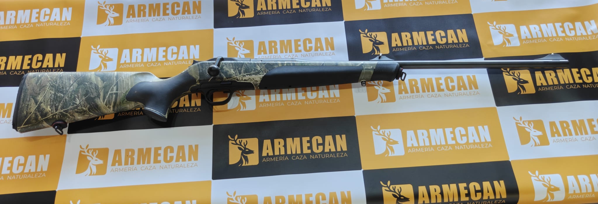 Rifle de cerrojo rectilíneo Blaser R8 de OCASIÓN C/ 7 mm RM