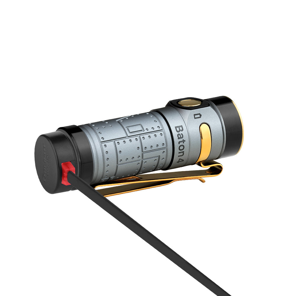 Linterna EDC Olight Baton 4 Pilot Fighter