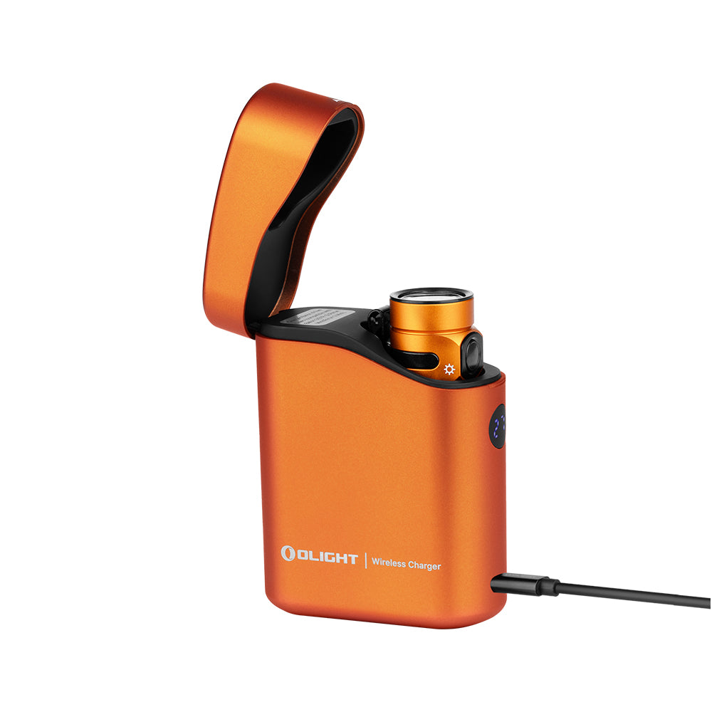 Linterna EDC Olight Baton 4 Premium con cargador inalámbrico