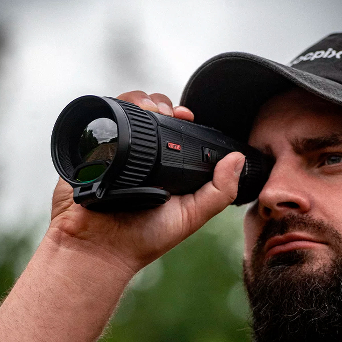 Monocular térmico Nocpix VISTA con opción de telémetro láser